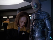 Filename=extant_StarTrek_VOY_5x02-Drone_02426.jpg
Filesize=180KiB
Dimensions=1200x900
Date added=Nov 12, 2019 extant_StarTrek_VOY_5x02-Drone_02426.jpg