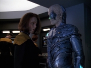 Filename=extant_StarTrek_VOY_5x02-Drone_02443.jpg
Filesize=169KiB
Dimensions=1200x900
Date added=Nov 12, 2019 extant_StarTrek_VOY_5x02-Drone_02443.jpg