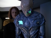 Filename=extant_StarTrek_VOY_5x02-Drone_02446.jpg
Filesize=176KiB
Dimensions=1200x900
Date added=Nov 12, 2019 extant_StarTrek_VOY_5x02-Drone_02446.jpg