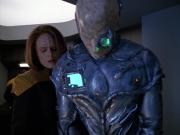 Filename=extant_StarTrek_VOY_5x02-Drone_02447.jpg
Filesize=180KiB
Dimensions=1200x900
Date added=Nov 12, 2019 extant_StarTrek_VOY_5x02-Drone_02447.jpg