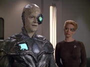 Filename=extant_StarTrek_VOY_5x02-Drone_02533.jpg
Filesize=158KiB
Dimensions=1200x900
Date added=Nov 12, 2019 extant_StarTrek_VOY_5x02-Drone_02533.jpg