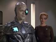Filename=extant_StarTrek_VOY_5x02-Drone_02537.jpg
Filesize=166KiB
Dimensions=1200x900
Date added=Nov 12, 2019 extant_StarTrek_VOY_5x02-Drone_02537.jpg