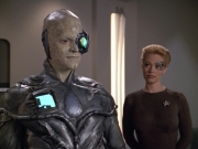 Filename=extant_StarTrek_VOY_5x02-Drone_02561.jpg
Filesize=168KiB
Dimensions=1200x900
Date added=Nov 12, 2019 extant_StarTrek_VOY_5x02-Drone_02561.jpg