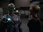 Filename=extant_StarTrek_VOY_5x02-Drone_02682.jpg
Filesize=174KiB
Dimensions=1200x900
Date added=Nov 12, 2019 extant_StarTrek_VOY_5x02-Drone_02682.jpg