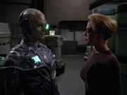 extant_StarTrek_VOY_5x02-Drone_02691.jpg