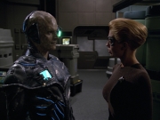 extant_StarTrek_VOY_5x02-Drone_02693.jpg