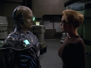 extant_StarTrek_VOY_5x02-Drone_02704.jpg