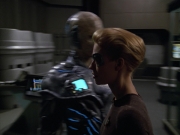Filename=extant_StarTrek_VOY_5x02-Drone_02706.jpg
Filesize=164KiB
Dimensions=1200x900
Date added=Nov 12, 2019 extant_StarTrek_VOY_5x02-Drone_02706.jpg