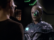 extant_StarTrek_VOY_5x02-Drone_02718.jpg