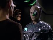 extant_StarTrek_VOY_5x02-Drone_02719.jpg