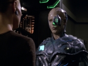 extant_StarTrek_VOY_5x02-Drone_02725.jpg