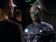 extant_StarTrek_VOY_5x02-Drone_02729.jpg