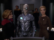 Filename=extant_StarTrek_VOY_5x02-Drone_02974.jpg
Filesize=170KiB
Dimensions=1200x900
Date added=Nov 12, 2019 extant_StarTrek_VOY_5x02-Drone_02974.jpg
