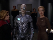 extant_StarTrek_VOY_5x02-Drone_02976.jpg