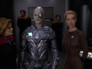 extant_StarTrek_VOY_5x02-Drone_02977.jpg