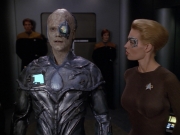 Filename=extant_StarTrek_VOY_5x02-Drone_02982.jpg
Filesize=164KiB
Dimensions=1200x900
Date added=Nov 12, 2019 extant_StarTrek_VOY_5x02-Drone_02982.jpg