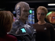 Filename=extant_StarTrek_VOY_5x02-Drone_03003.jpg
Filesize=184KiB
Dimensions=1200x900
Date added=Nov 12, 2019 extant_StarTrek_VOY_5x02-Drone_03003.jpg