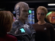 Filename=extant_StarTrek_VOY_5x02-Drone_03004.jpg
Filesize=176KiB
Dimensions=1200x900
Date added=Nov 12, 2019 extant_StarTrek_VOY_5x02-Drone_03004.jpg