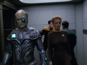 extant_StarTrek_VOY_5x02-Drone_03154.jpg