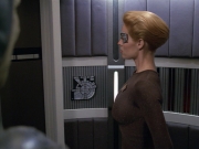 extant_StarTrek_VOY_5x02-Drone_03182.jpg