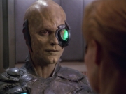 Filename=extant_StarTrek_VOY_5x02-Drone_03213.jpg
Filesize=160KiB
Dimensions=1200x900
Date added=Nov 12, 2019 extant_StarTrek_VOY_5x02-Drone_03213.jpg