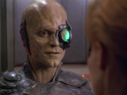 Filename=extant_StarTrek_VOY_5x02-Drone_03214.jpg
Filesize=161KiB
Dimensions=1200x900
Date added=Nov 12, 2019 extant_StarTrek_VOY_5x02-Drone_03214.jpg