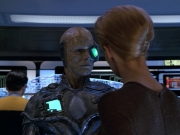 extant_StarTrek_VOY_5x02-Drone_03323.jpg