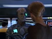 extant_StarTrek_VOY_5x02-Drone_03325.jpg