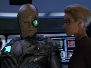 extant_StarTrek_VOY_5x02-Drone_03328.jpg