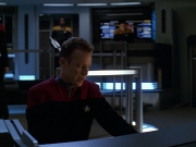 extant_StarTrek_VOY_5x02-Drone_03345.jpg