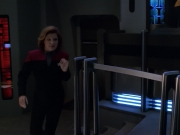 extant_StarTrek_VOY_5x02-Drone_03356.jpg