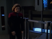 extant_StarTrek_VOY_5x02-Drone_03357.jpg