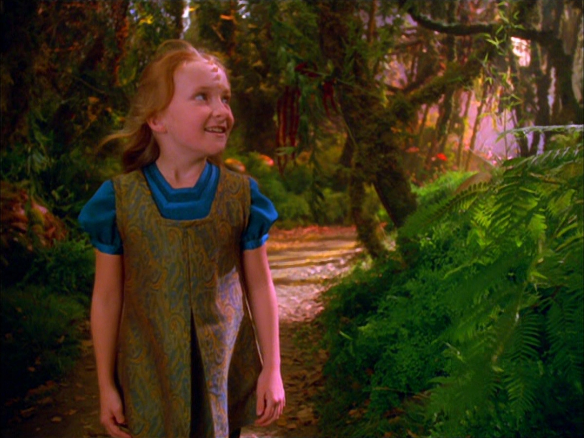 extant_StarTrek_VOY_5x05-OnceUponATime_00026.jpg