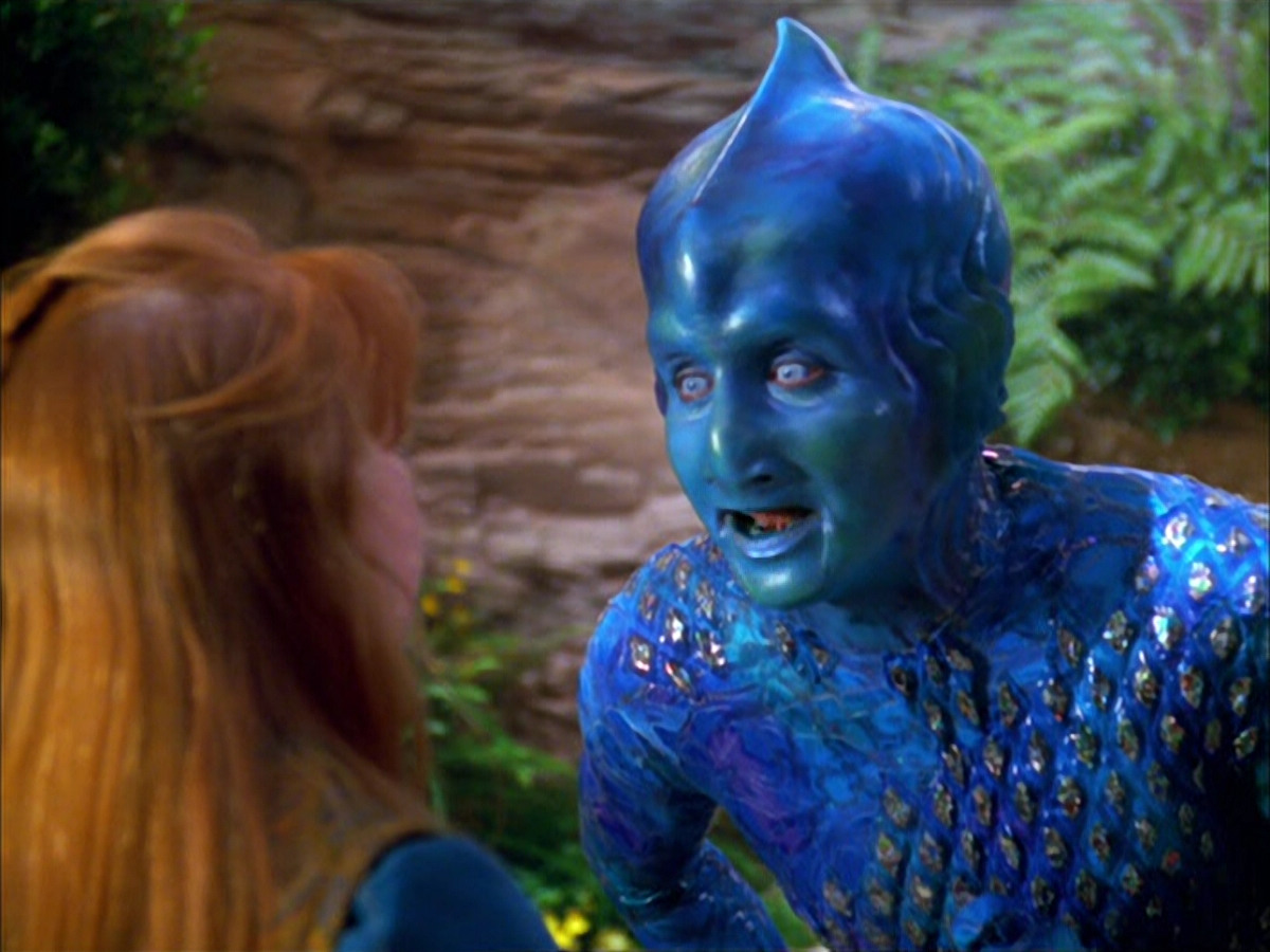extant_StarTrek_VOY_5x05-OnceUponATime_00097.jpg