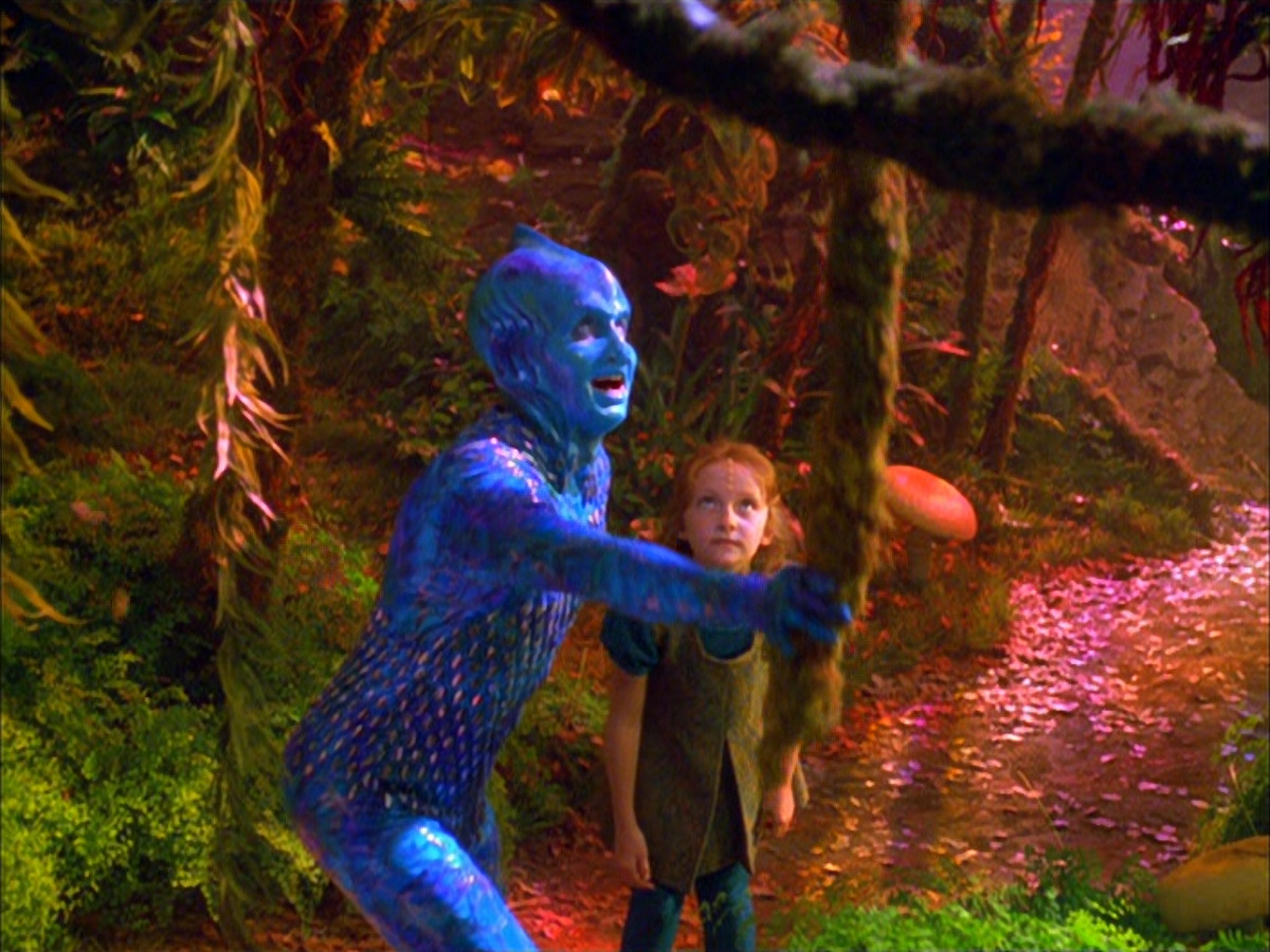 extant_StarTrek_VOY_5x05-OnceUponATime_00111.jpg