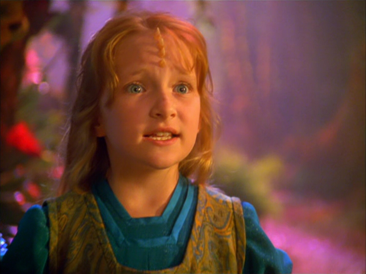 extant_StarTrek_VOY_5x05-OnceUponATime_00148.jpg