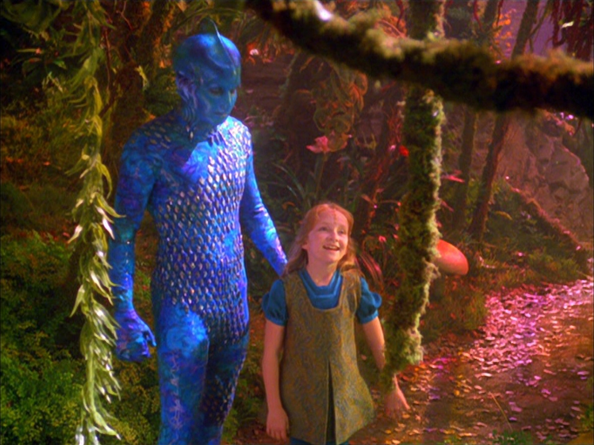 extant_StarTrek_VOY_5x05-OnceUponATime_00164.jpg
