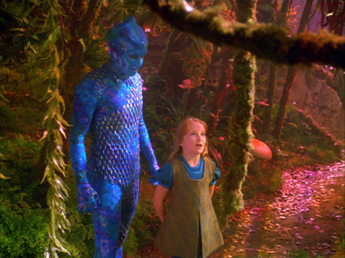 extant_StarTrek_VOY_5x05-OnceUponATime_00165.jpg