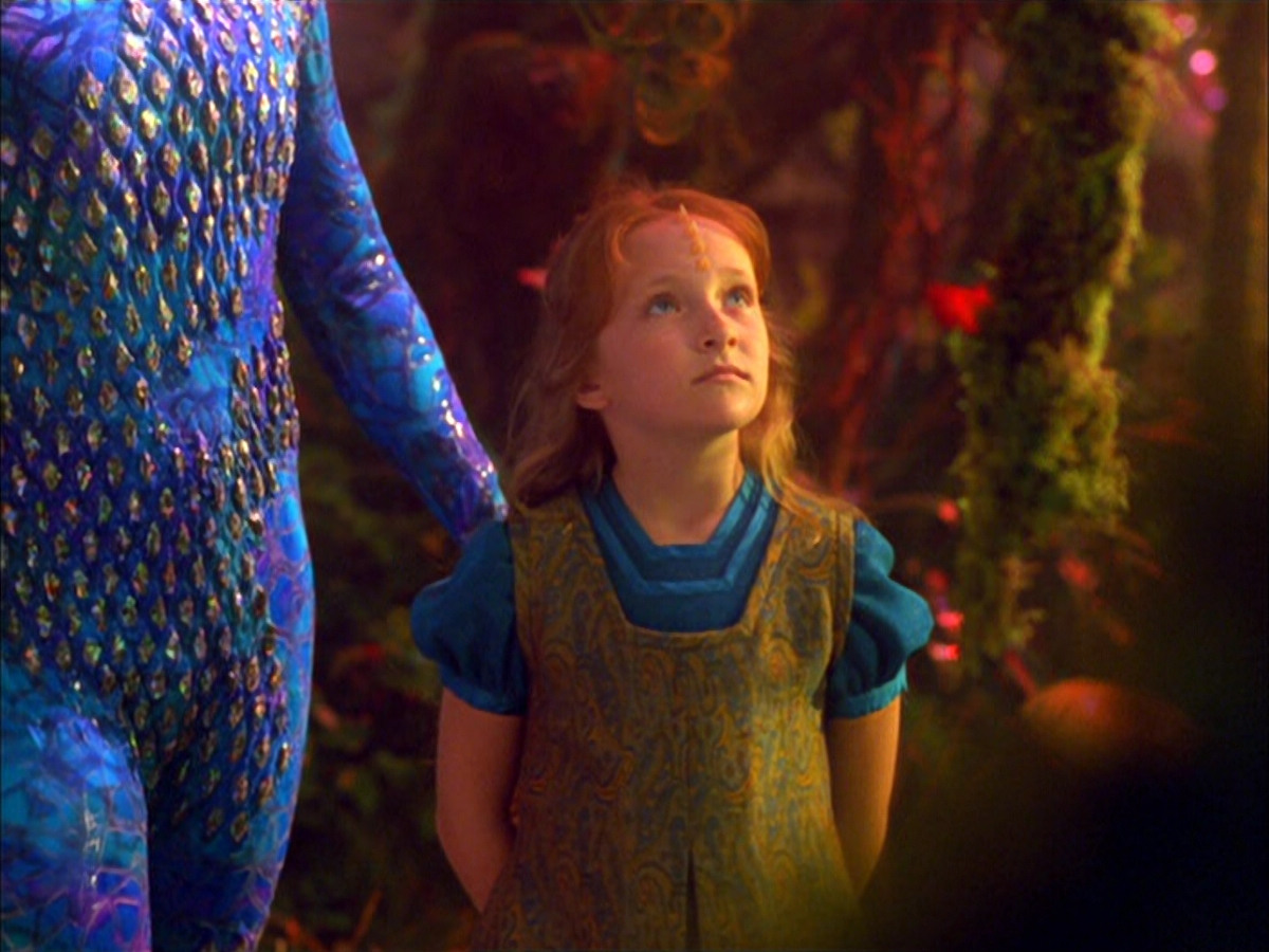 extant_StarTrek_VOY_5x05-OnceUponATime_00175.jpg