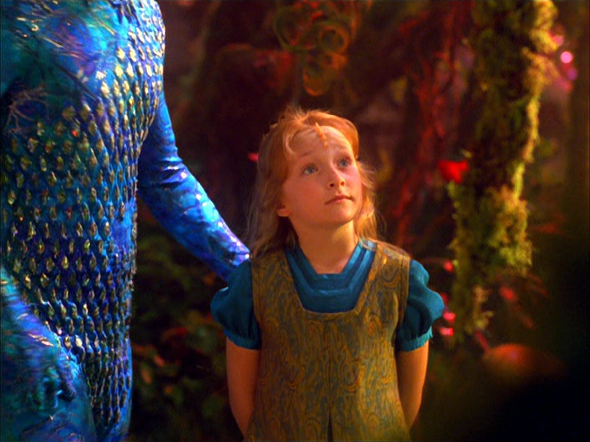 extant_StarTrek_VOY_5x05-OnceUponATime_00185.jpg