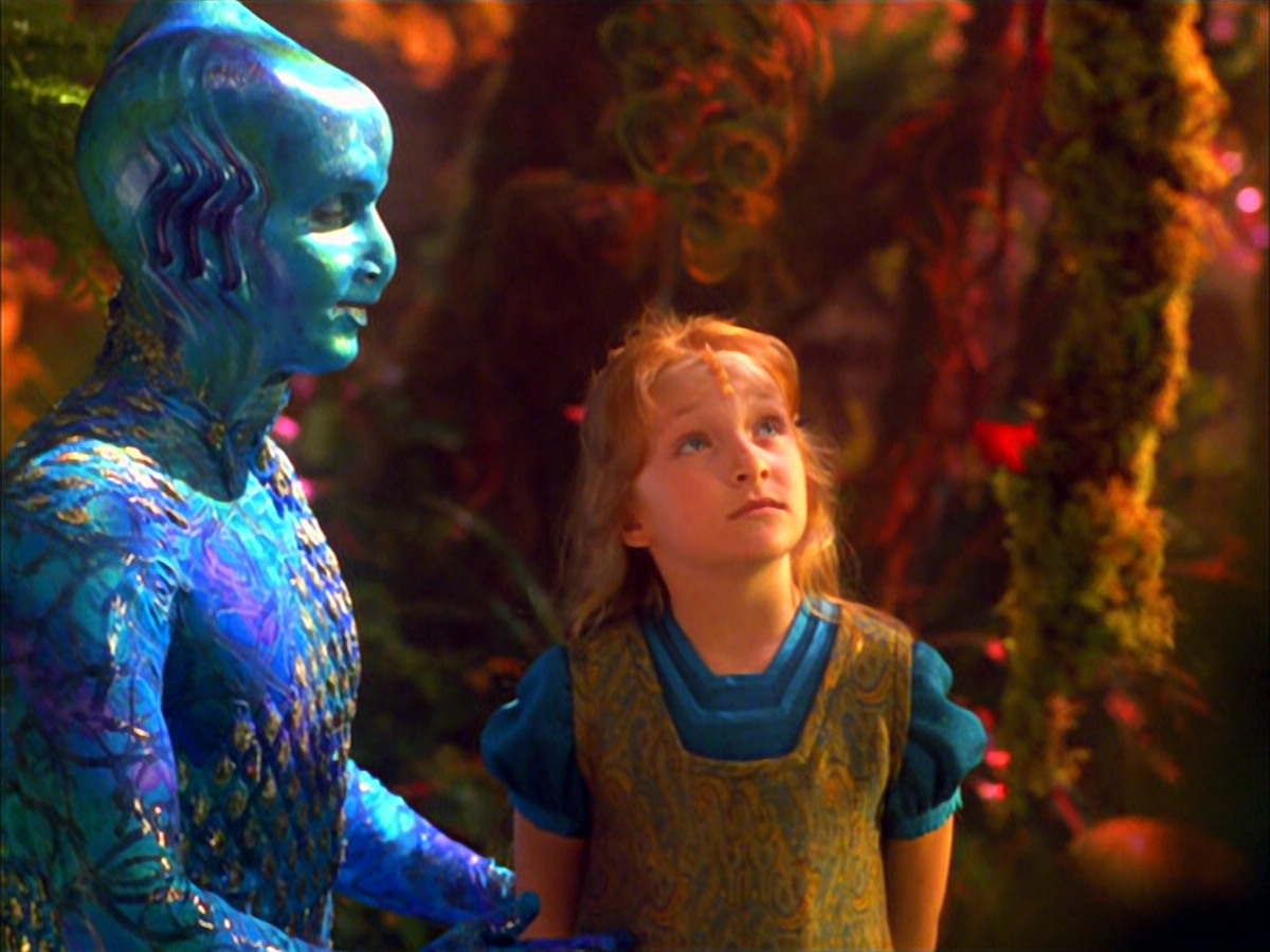 extant_StarTrek_VOY_5x05-OnceUponATime_00187.jpg