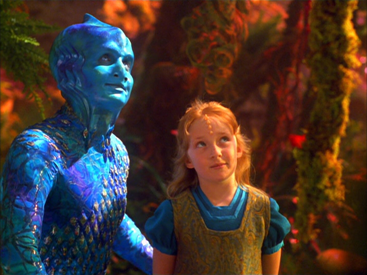 extant_StarTrek_VOY_5x05-OnceUponATime_00190.jpg