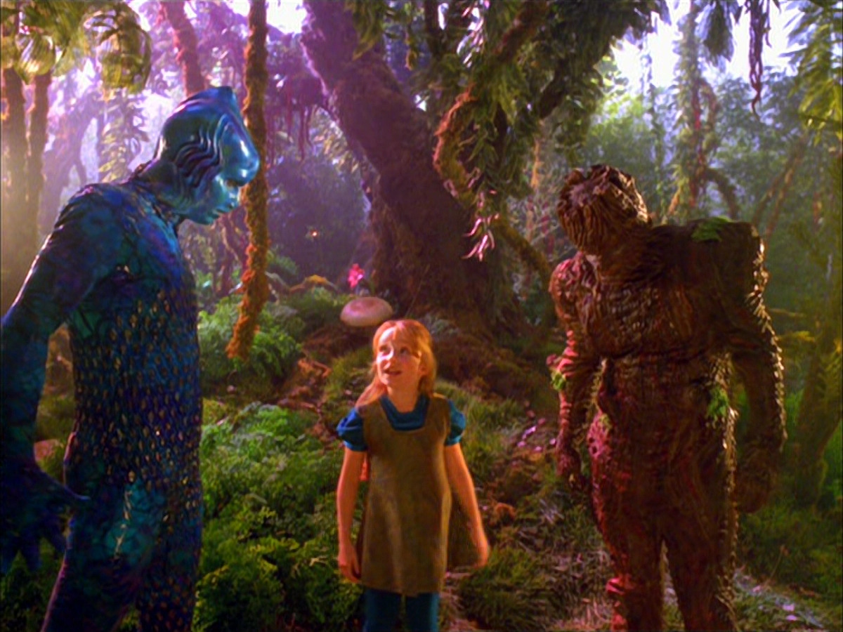 extant_StarTrek_VOY_5x05-OnceUponATime_00266.jpg