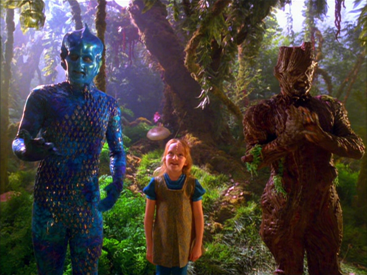 extant_StarTrek_VOY_5x05-OnceUponATime_00302.jpg