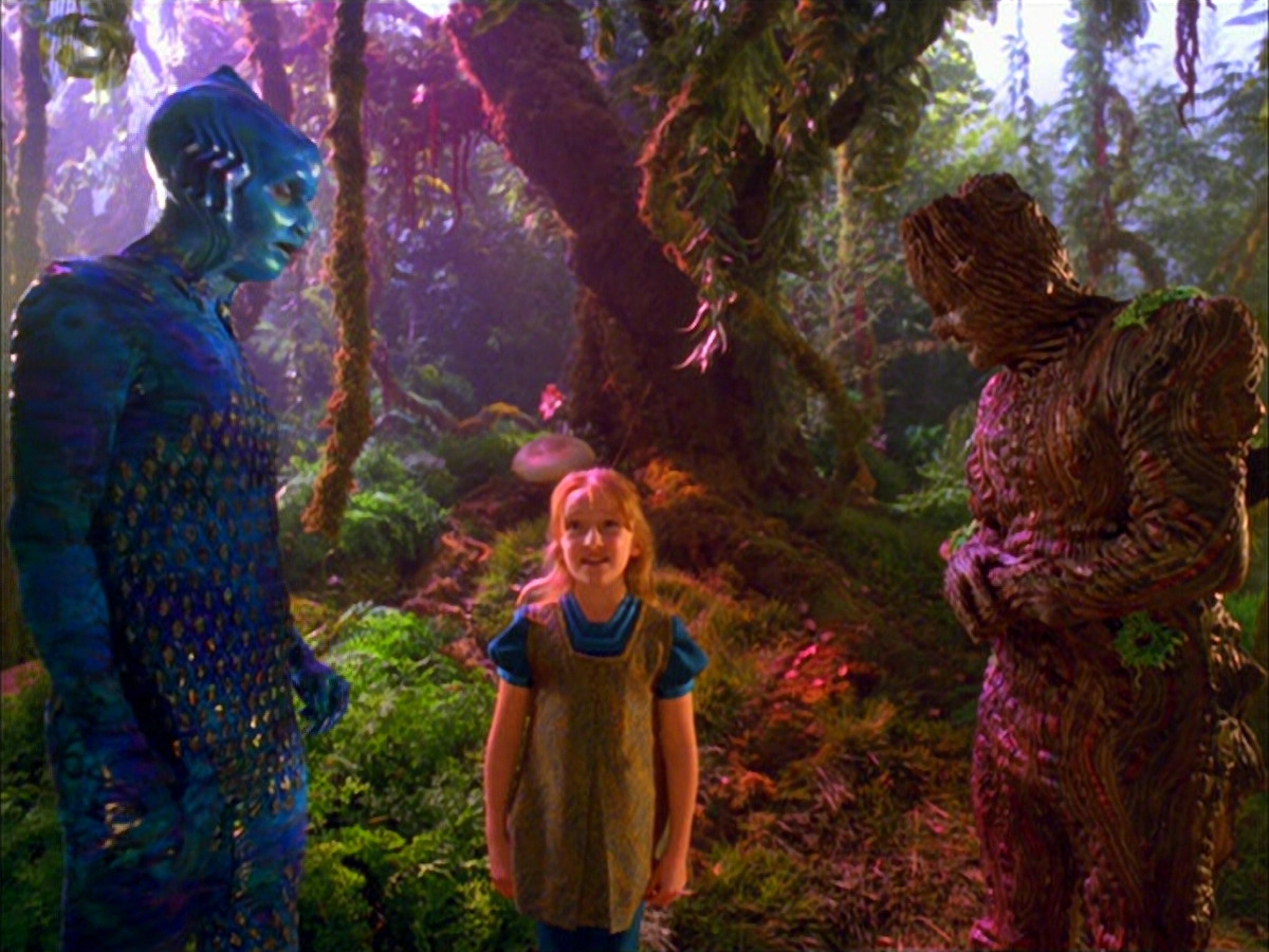 extant_StarTrek_VOY_5x05-OnceUponATime_00311.jpg