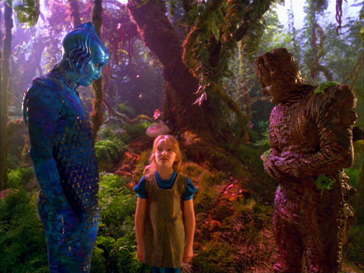 extant_StarTrek_VOY_5x05-OnceUponATime_00313.jpg