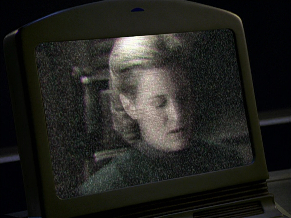 extant_StarTrek_VOY_5x05-OnceUponATime_00386.jpg