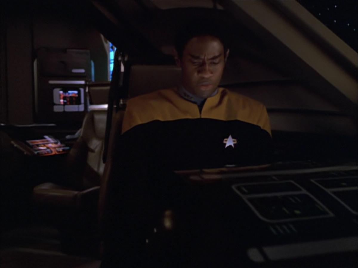 extant_StarTrek_VOY_5x05-OnceUponATime_00399.jpg
