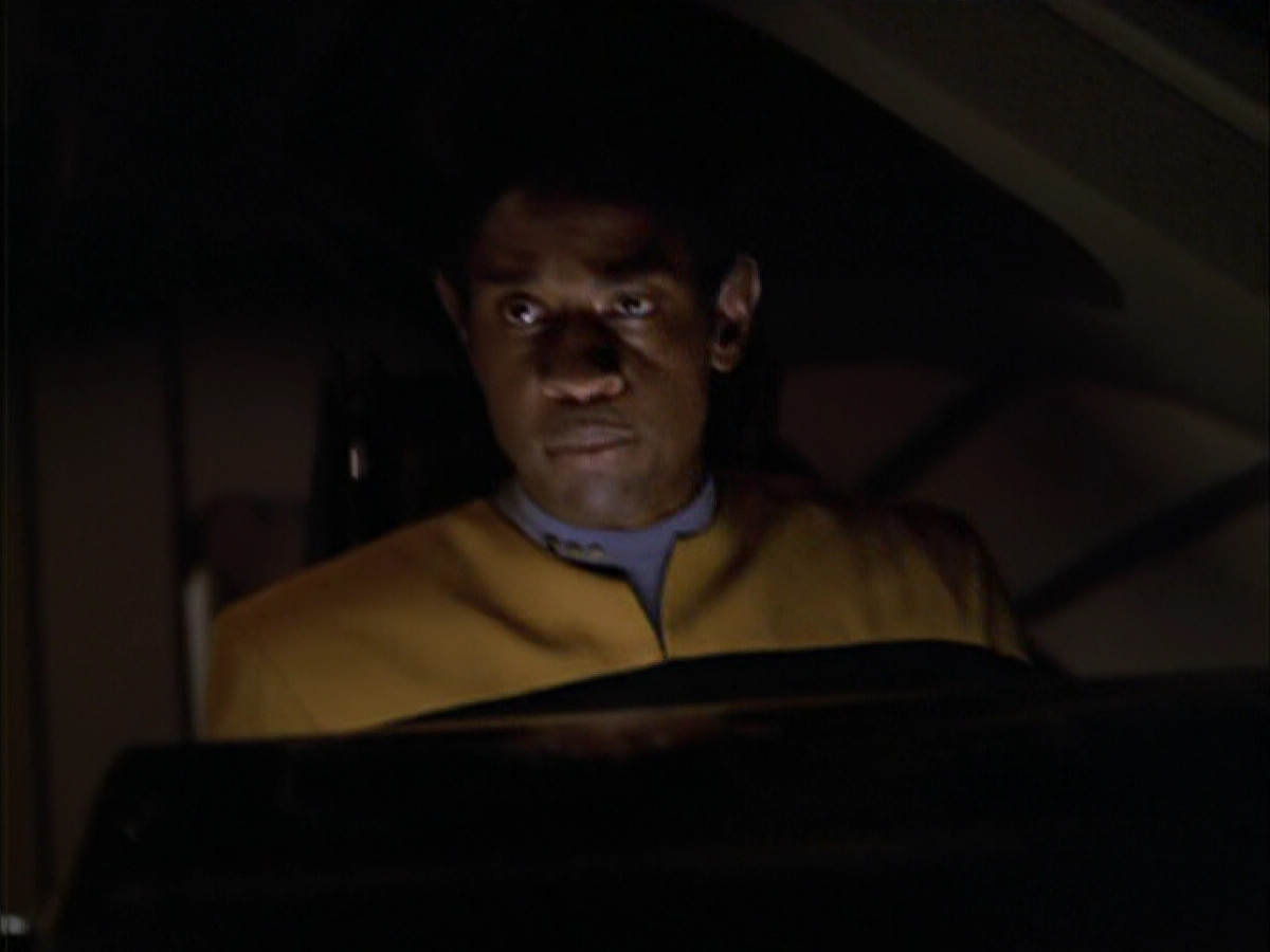 extant_StarTrek_VOY_5x05-OnceUponATime_00409.jpg