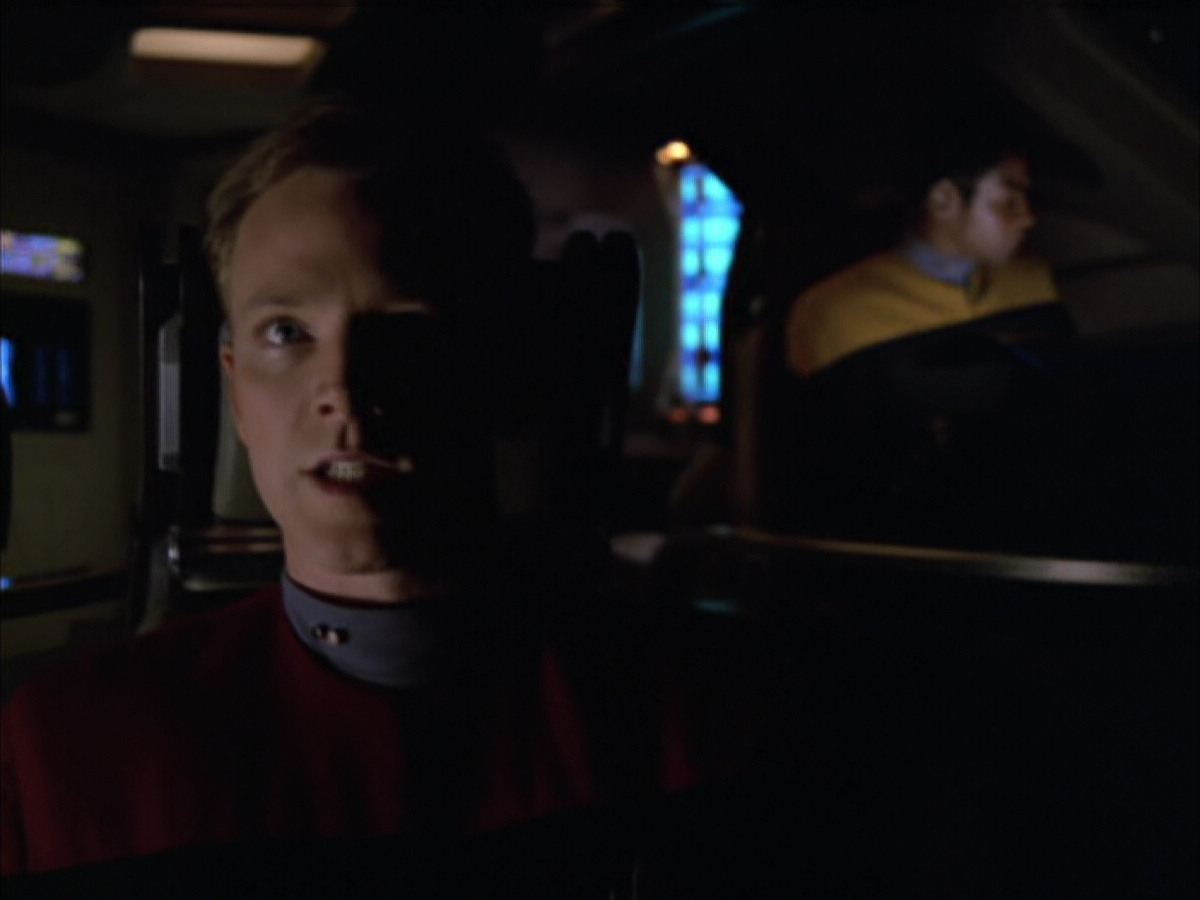 extant_StarTrek_VOY_5x05-OnceUponATime_00413.jpg